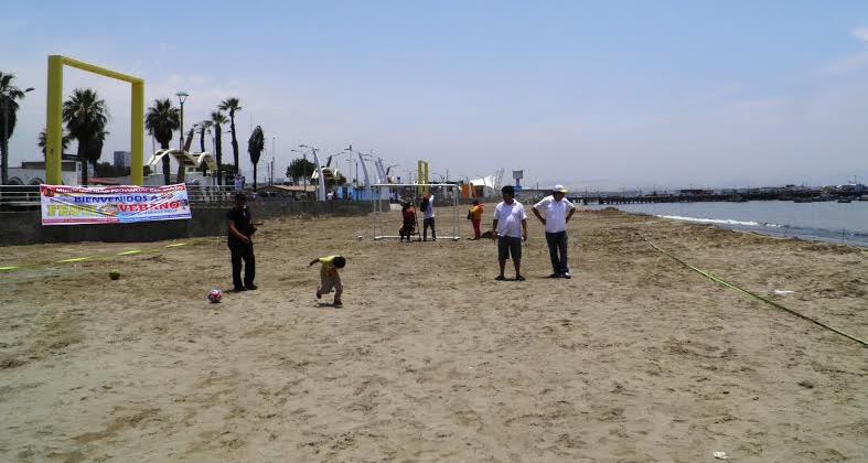  Alcalde Arroyo inaugura Festi Verano en Bulevar de "La Caleta" 