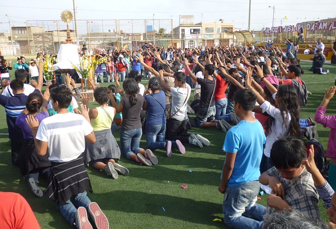 Fiesta de la Fe “todos saben que Cristo es bacán” acogió a más de 800 jóvenes