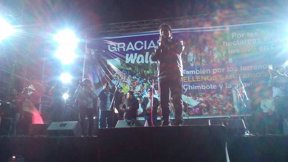 Waldo Ríos y Valentín Fernández celebran con fiesta transferencia de tierras de Chinecas a la SBN (Audio)