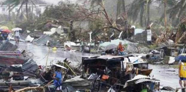  El papa donó US$ 150 mil y crea un fondo de ayuda para Filipinas (Video)