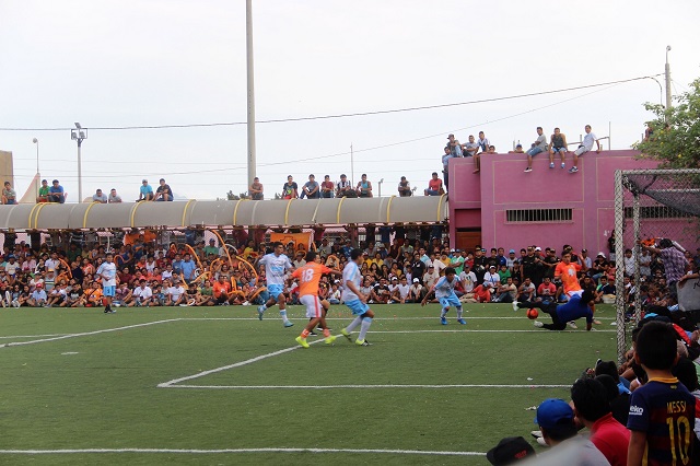 Chimbote: Fiesta del fútbol en “El Acero” llegó a su fin, Club Alfonso Ugarte se coronó campeón
