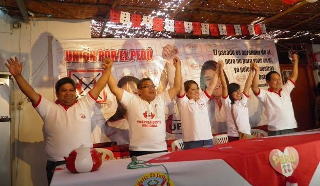   Fiorela Nolasco insiste en que no aprovecha la muerte de su padre para candidatear