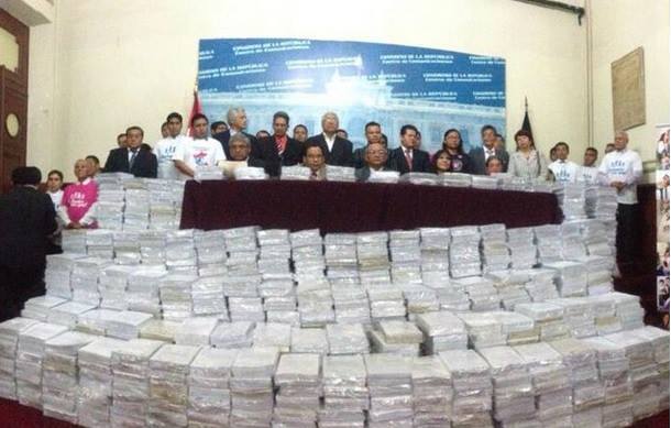 Un millón de firmas contra proyecto de ley de unión civil de personas del mismo sexo