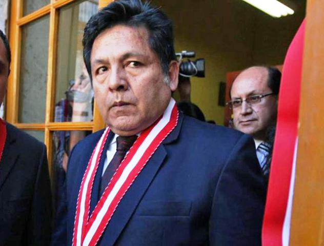 ¿Qué persigue Carlos Ramos Heredia?