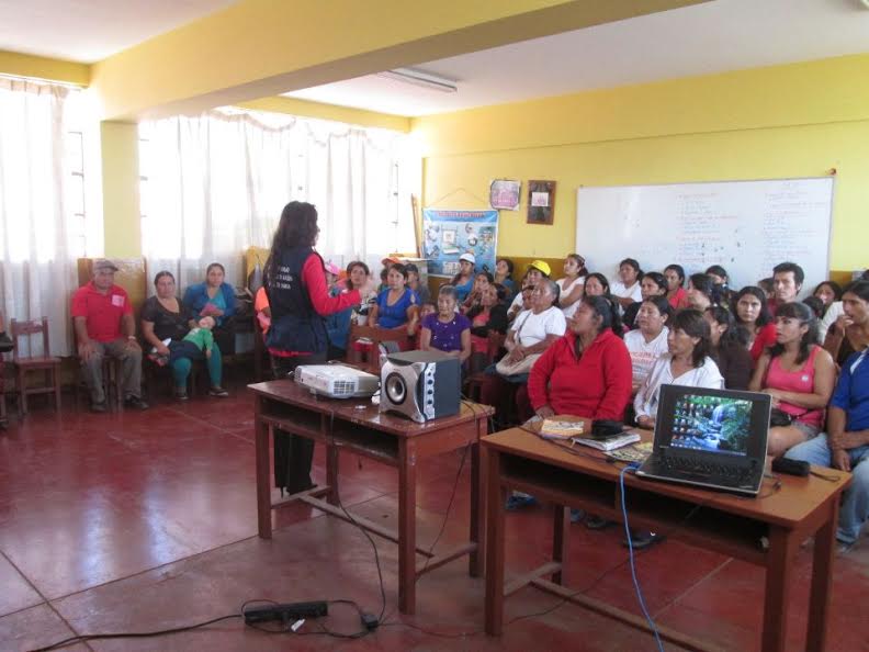 Chimbote: Fiscalía de Familia dicta charlas en colegios sobre prevención de violencia familiar