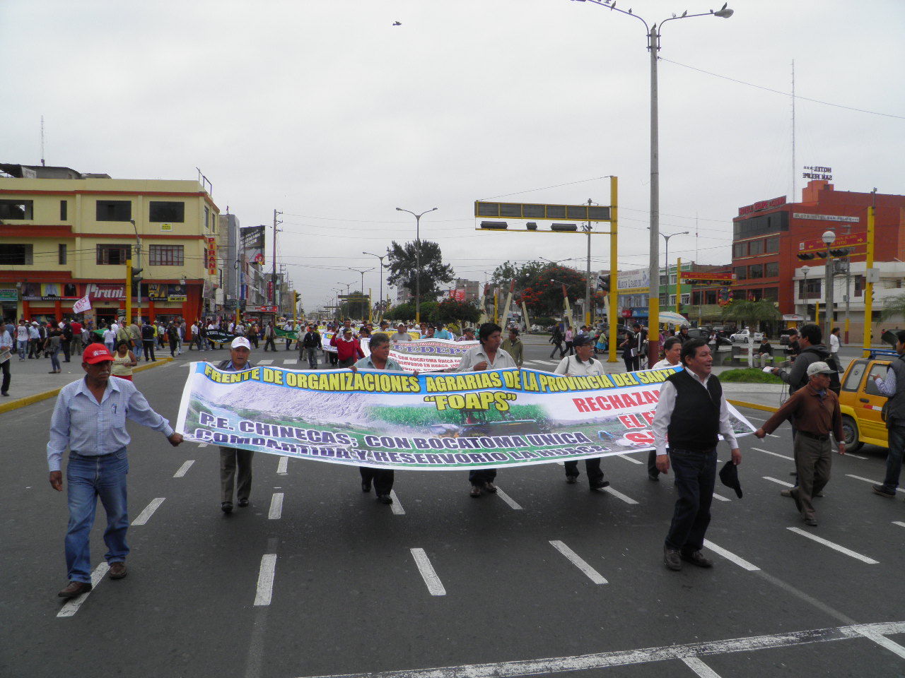 Chimbote: Agricultores se movilizan exigiendo Chinecas con bocatoma única compartida 