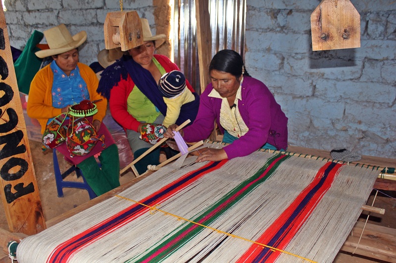 Más del 50% de mujeres emprendedoras acceden a créditos y cumplen con sus obligaciones financieras