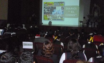 Escolares analizaron el tratamiento de la información en los medios