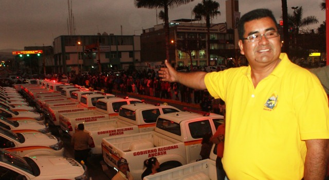 Compra de camionetas por el Gobierno Regional de Ancash estaría sobrevalorada