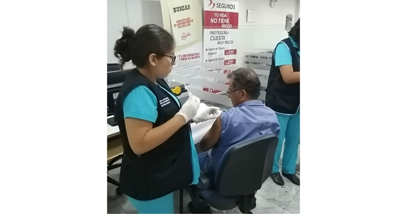 Minsa y Banco de la Nación continúan hoy y mañana jornada de vacunación para pensionistas