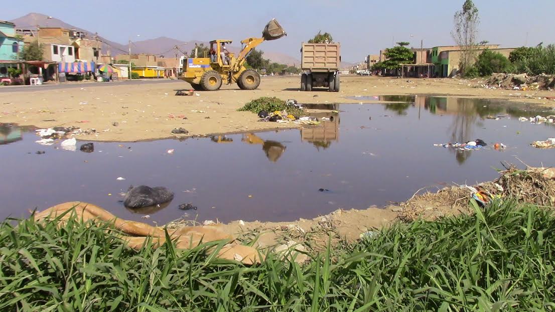 Chimbote: vecinos del “jirón Callao” preocupados por constantes aniegos y cúmulos de basura 