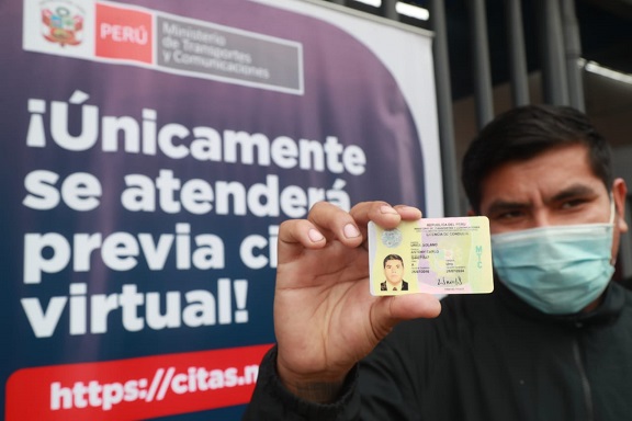 MTC entregó 3,975 licencias de conducir en primeras tres semanas de reactivación