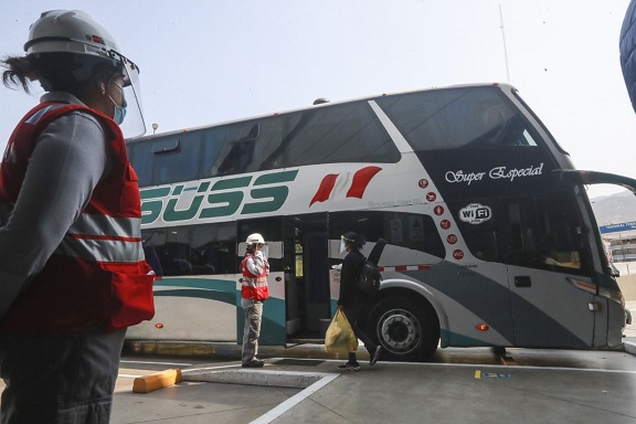Transporte terrestre de pasajeros estará autorizado excepcionalmente hasta el 2 de febrero en Áncash