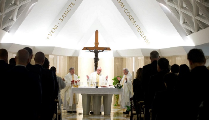  Papa Francisco: "Pecadores sí, todos, pero corruptos no" (Video)