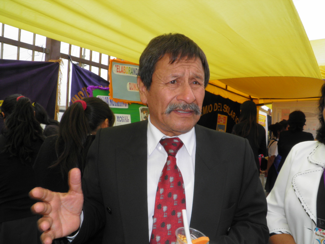 Chimbote: Cesan a director de la Ugel Santa y lo remplazará docente del colegio Enrique Meiggs 