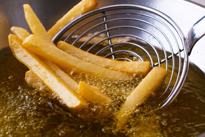 Nutricionista aconseja reducir azúcar y frituras para no subir de peso durante la cuarentena