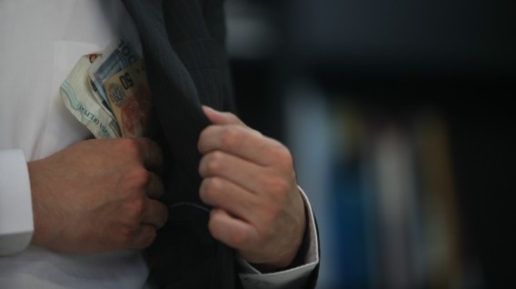 Son 468 funcionarios y servidores públicos suspendidos o inhabilitados para laborar en el Estado