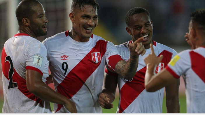 Futbolistas peruanos que han usado su nombre como marca de negocio