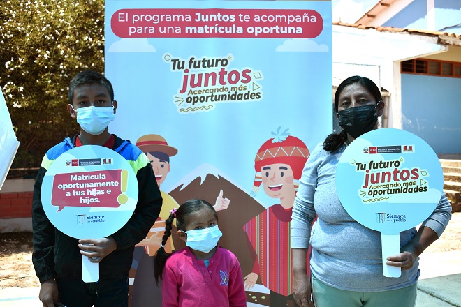 Áncash: más de 100 familias son sensibilizadas sobre importancia de la matrícula oportuna