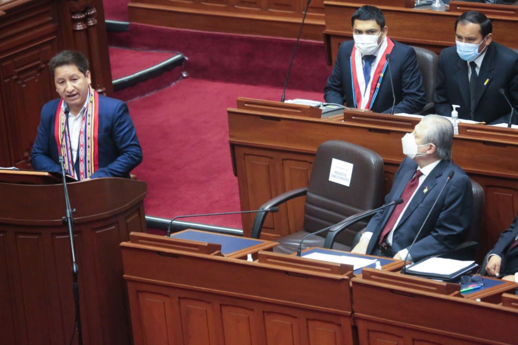 Congreso retoma sesión a las 2:30 p.m. para decidir voto de confianza a Bellido y su gabinete