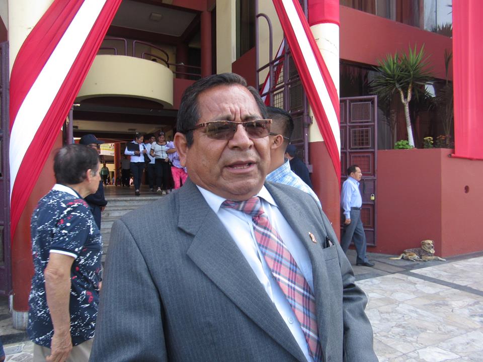 Gobernador de Áncash asegura que este miércoles se reinician nueve obras paralizadas