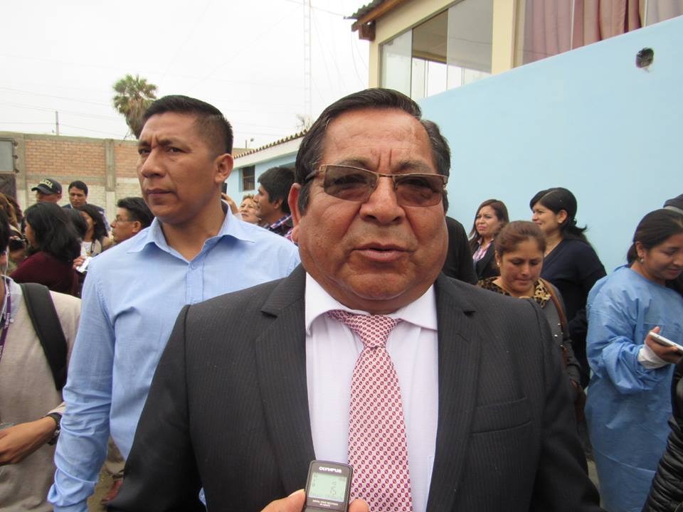 Gobernador de Áncash de acuerdo en que se concesione el aeropuerto y puerto de Chimbote