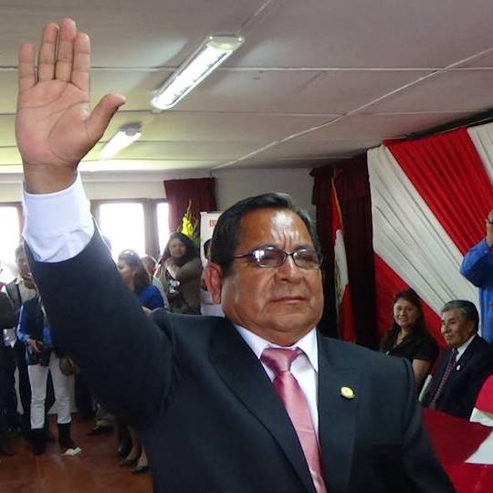 Consejeros eligen a Luís Gamarra Alor como nuevo gobernador regional encargado de Áncash