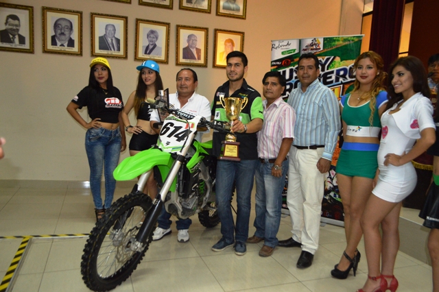  Justy Romero, representando a Chimbote, ganó Campeonato Nacional de Motocross 2015 