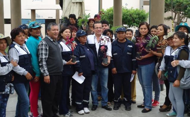 Municipio inició trabajos de reforestación en urbanización Santa Rosa