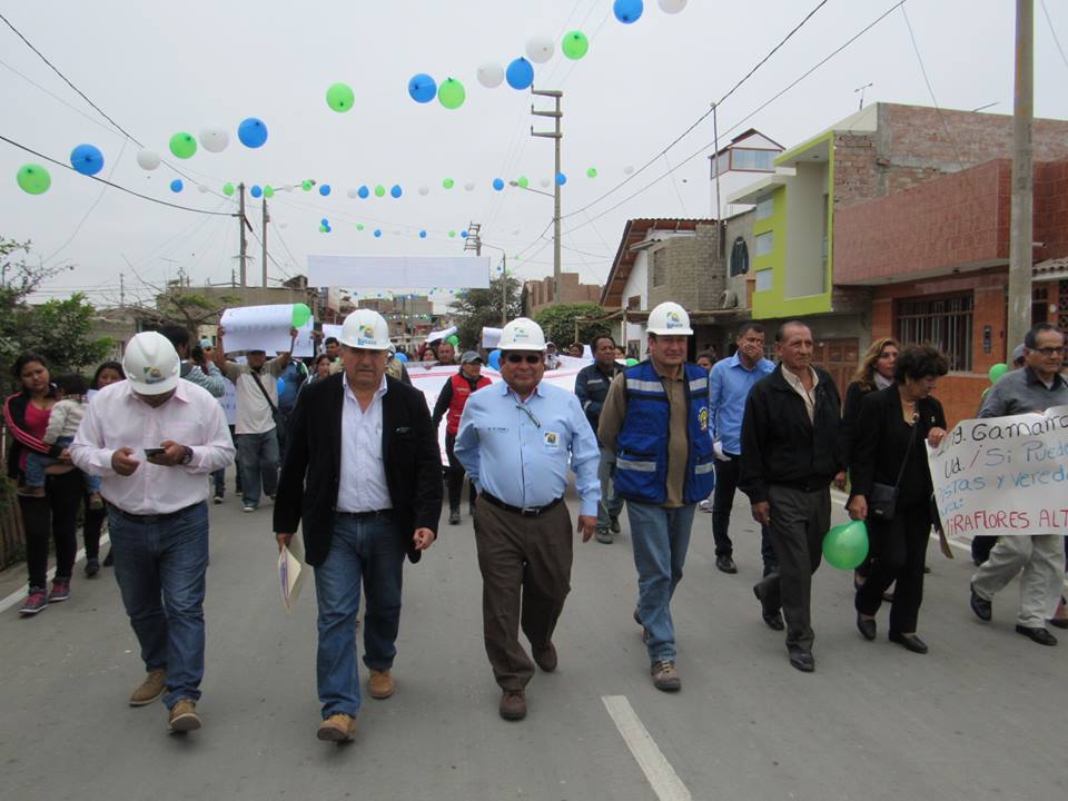 Entregan obra de pistas y veredas del jirón Leoncio Prado de Chimbote