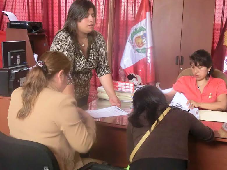 Chimbote: Fiorela Nolasco recibe garantías de la Gobernación