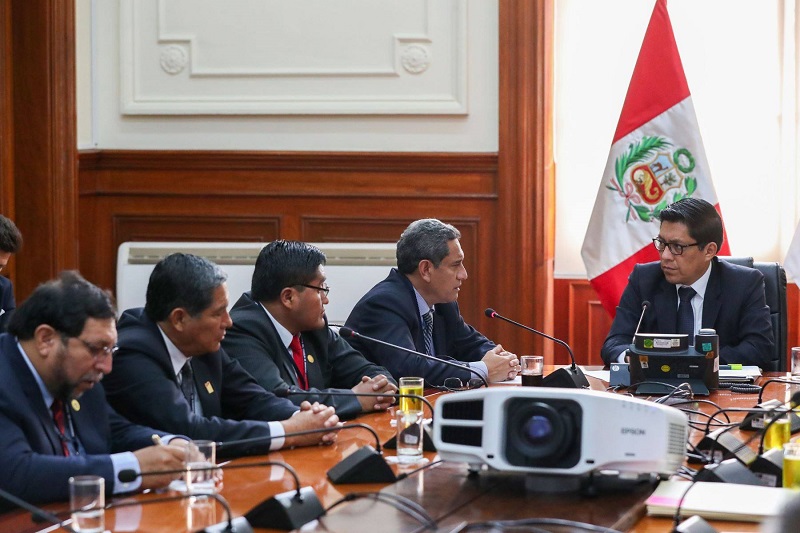 Gobiernos regionales saludan compromiso del Ejecutivo de mejorar articulación con regiones