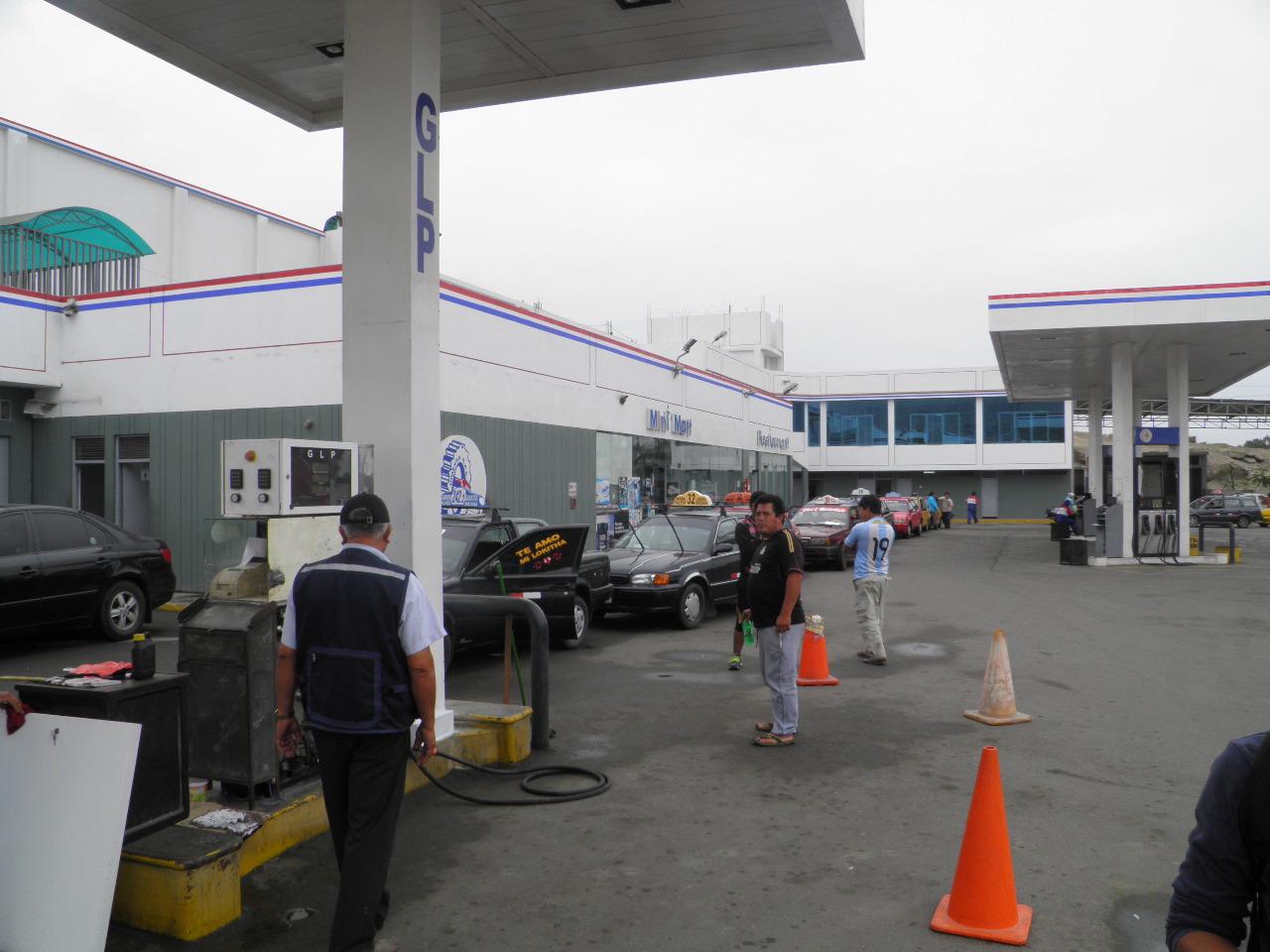 Chimbote: Abastecimiento de GLP se normaliza pero siguen cobrando pasajes con sobreprecio