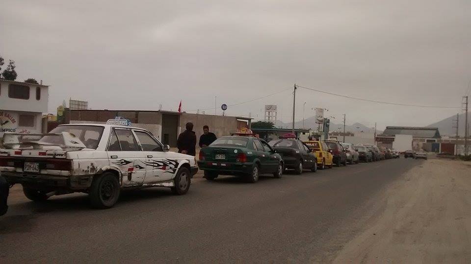 Largas colas en grifos de Chimbote y Nuevo Chimbote por nueva escasez de GLP