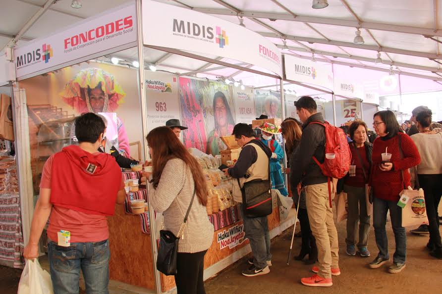 Emprendedores ancashinos de Haku Wiñay tienen exitosa participación en la Feria Mistura