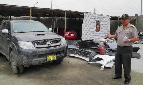 Hallan en Tamborreal camioneta robada en Nuevo Chimbote 