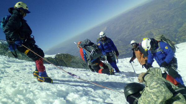 Hallan cadáveres de 2 turistas y un peruano que murieron en avalancha en nevado de Áncash