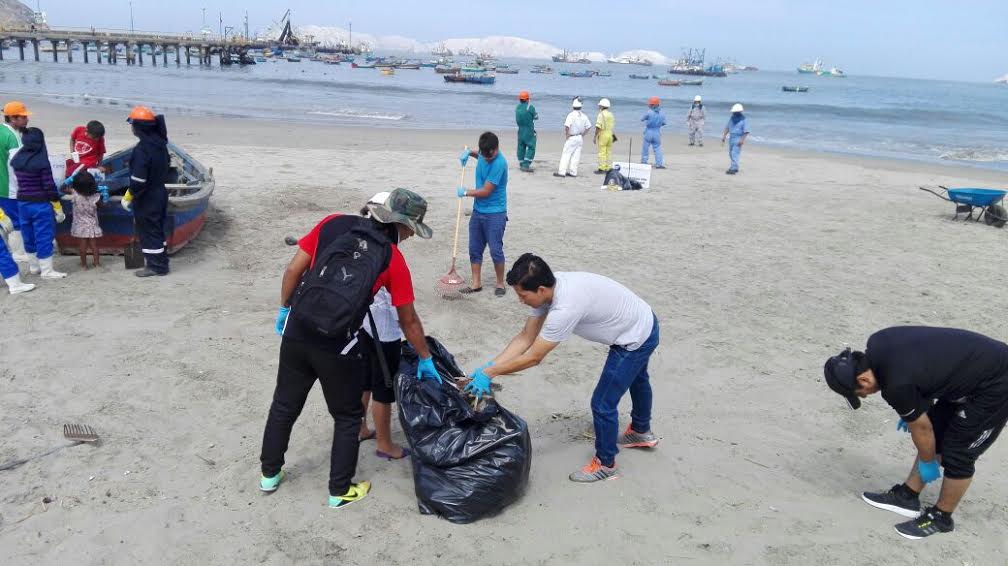 Personal de la Corte del Santa se sumó a campaña "Hazla por tu Playa 2017"