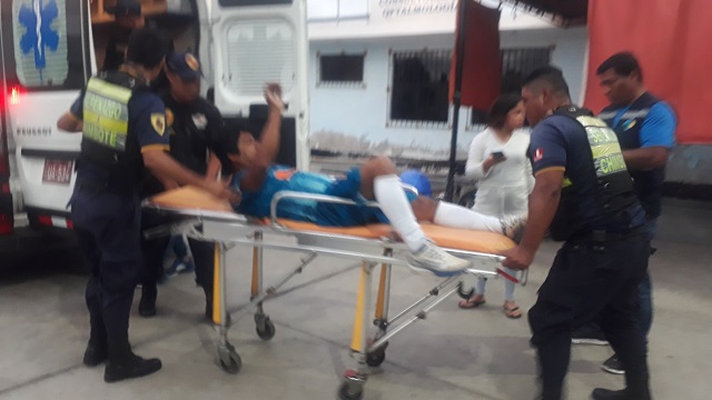 Hombre cayó del segundo piso de su vivienda y fue evacuado a hospital de Chimbote