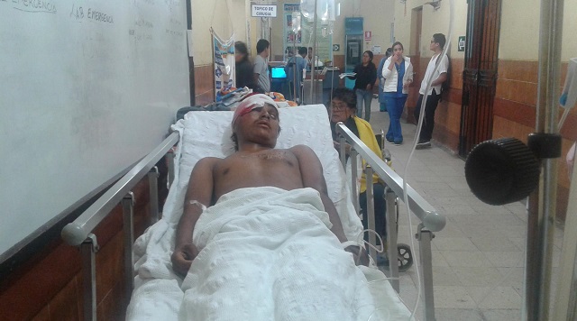 Policía de Carreteras auxilia a un hombre que fue atropellado y abandonado en Guadalupito