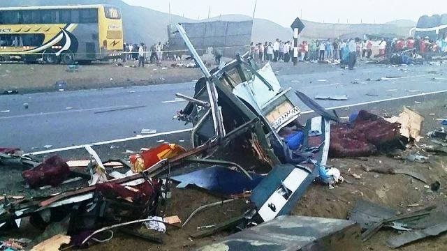 Seis heridos de gravedad de accidente de Huarmey son trasladados en helicopteros a Lima