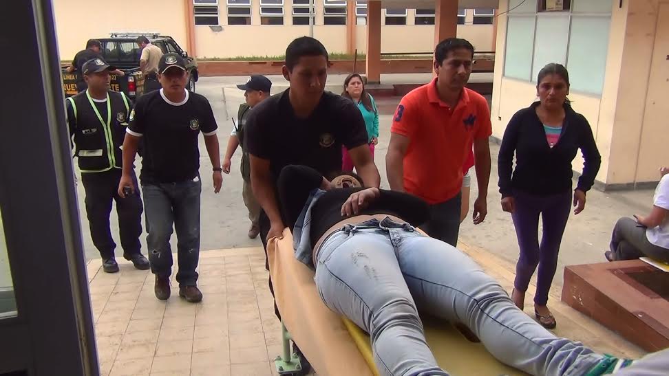 Esposos sufren aparatoso accidente de tránsito en “Primero de Mayo”