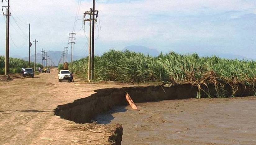 Hidrandina realizó limpieza de aisladores tras lluvias y huaicos en Cambio Puente