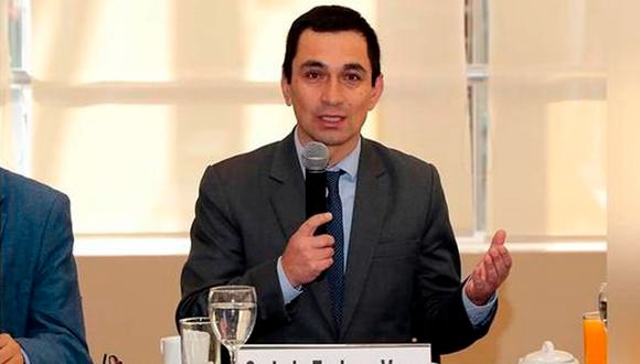 Deciden volver a citar a titular de Sunat bajo apercibimiento de grado o fuerza