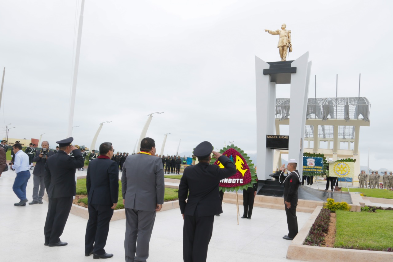 Autoridades participan en homenaje por el  198° aniversario de la Marina de Guerra del Perú