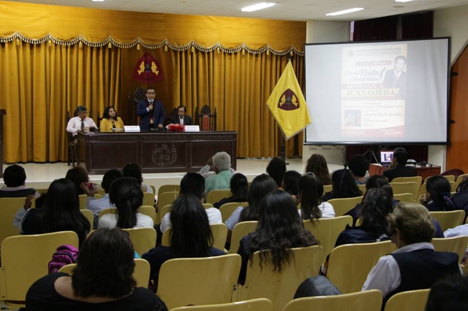 Chimbote: comuna realizó distinción a la poeta chimbotana Gloria Díaz Azalde