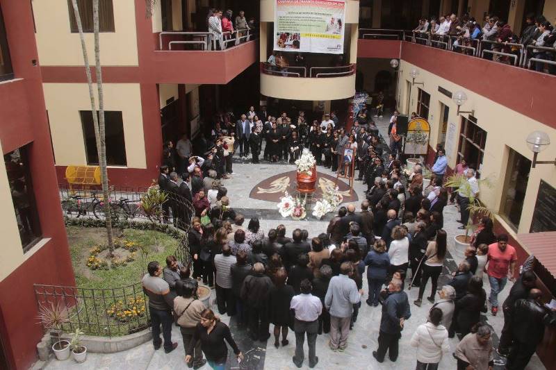 Municipalidad Provincial del Santa rindió homenaje póstumo a periodista y servidor público