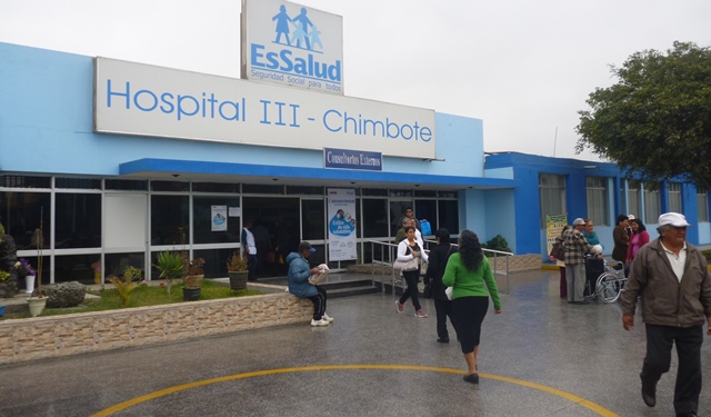 Médicos en EsSalud no cubren demanda de atención de asegurados