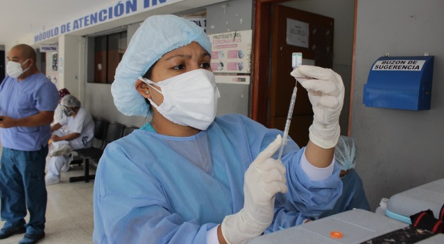 Chimbote: vacunarán a personas de 20 años a más, gestantes y menores que acrediten comorbilidad