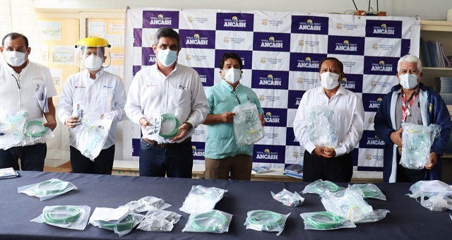 Hospital de Nuevo Chimbote recibe donación de “Wayrachis” para pacientes covid-19